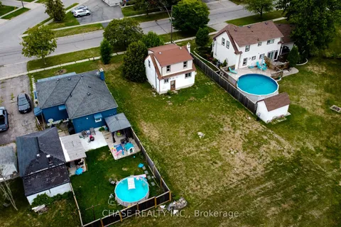 107 Saint George Street, ON L3C 5N5