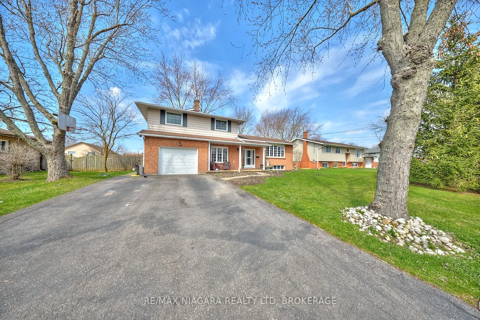 953 Grandview Road, ON L2A 5R4