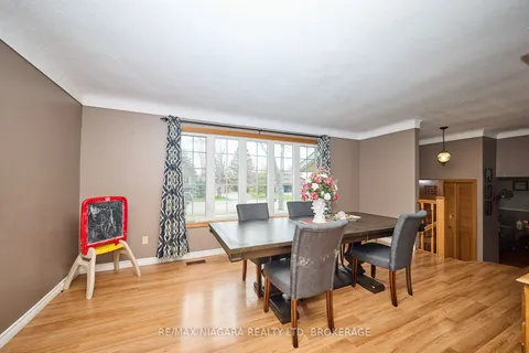 953 Grandview Road, ON L2A 5R4