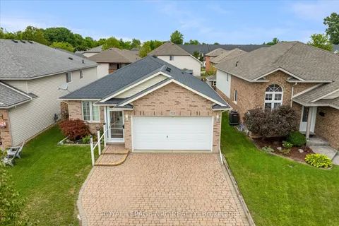 333 Lea Crescent, ON L3C 7J8
