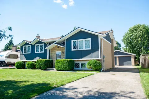 66 Rolling Acres Drive, ON L3C 3N3