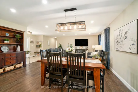 10541 Wylie Way, ON K0E 1S0