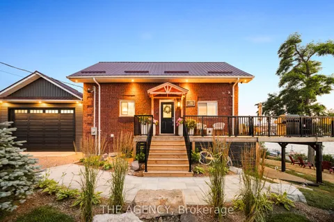 11 Fifth Street, ON K0M 1L0