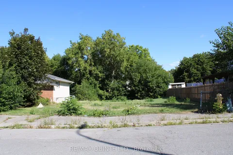 2 Panelas Crescent, ON K8V 6A4