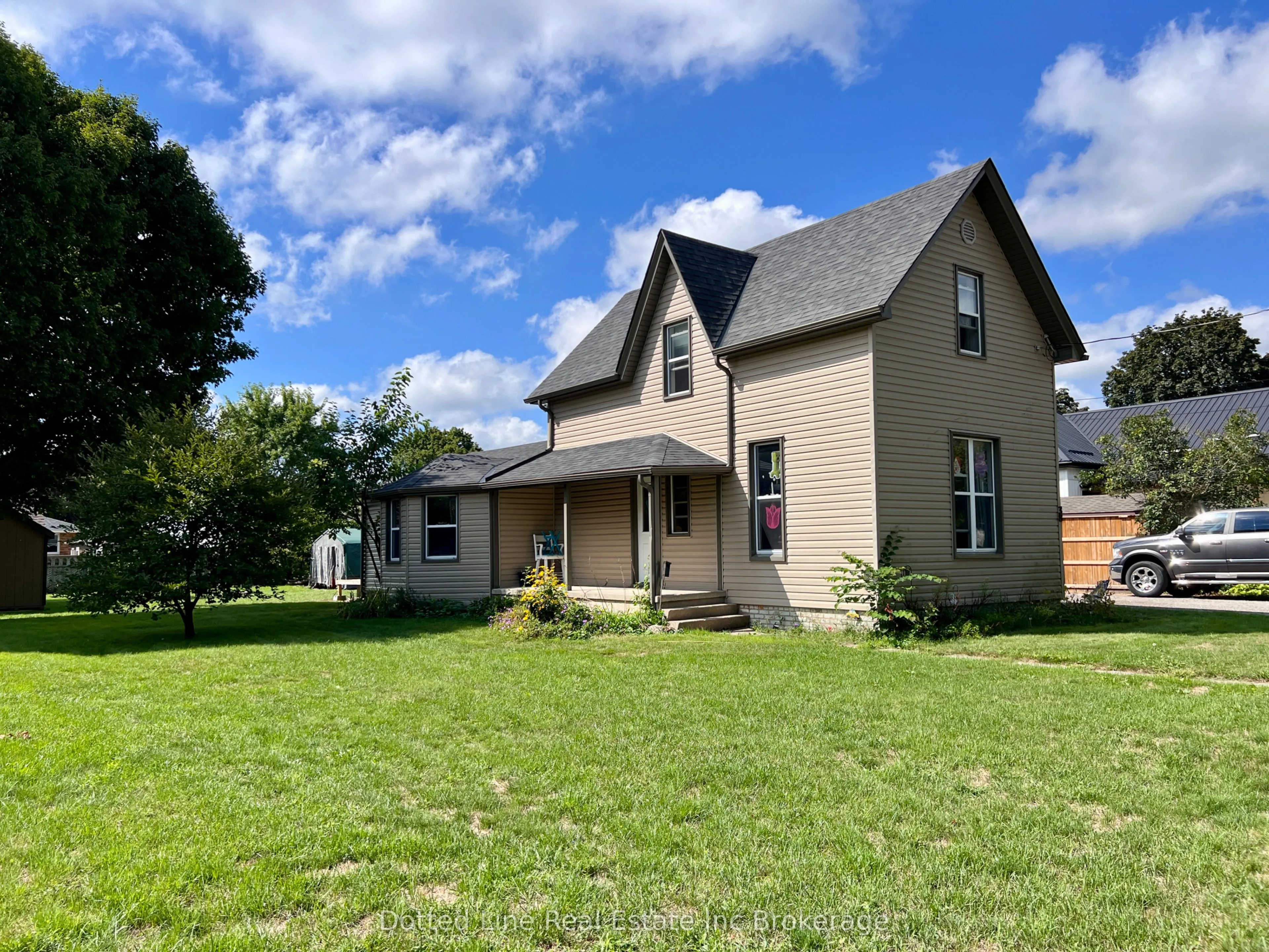 38 Harvey Street, ON N5H 1T1