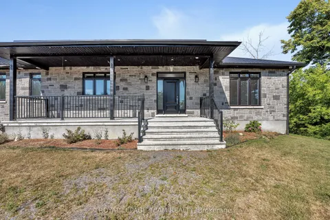 2500 Kearns Way, ON K4P 1R9