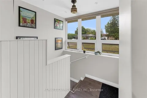 5073 Charles Street, ON L3J 0K5