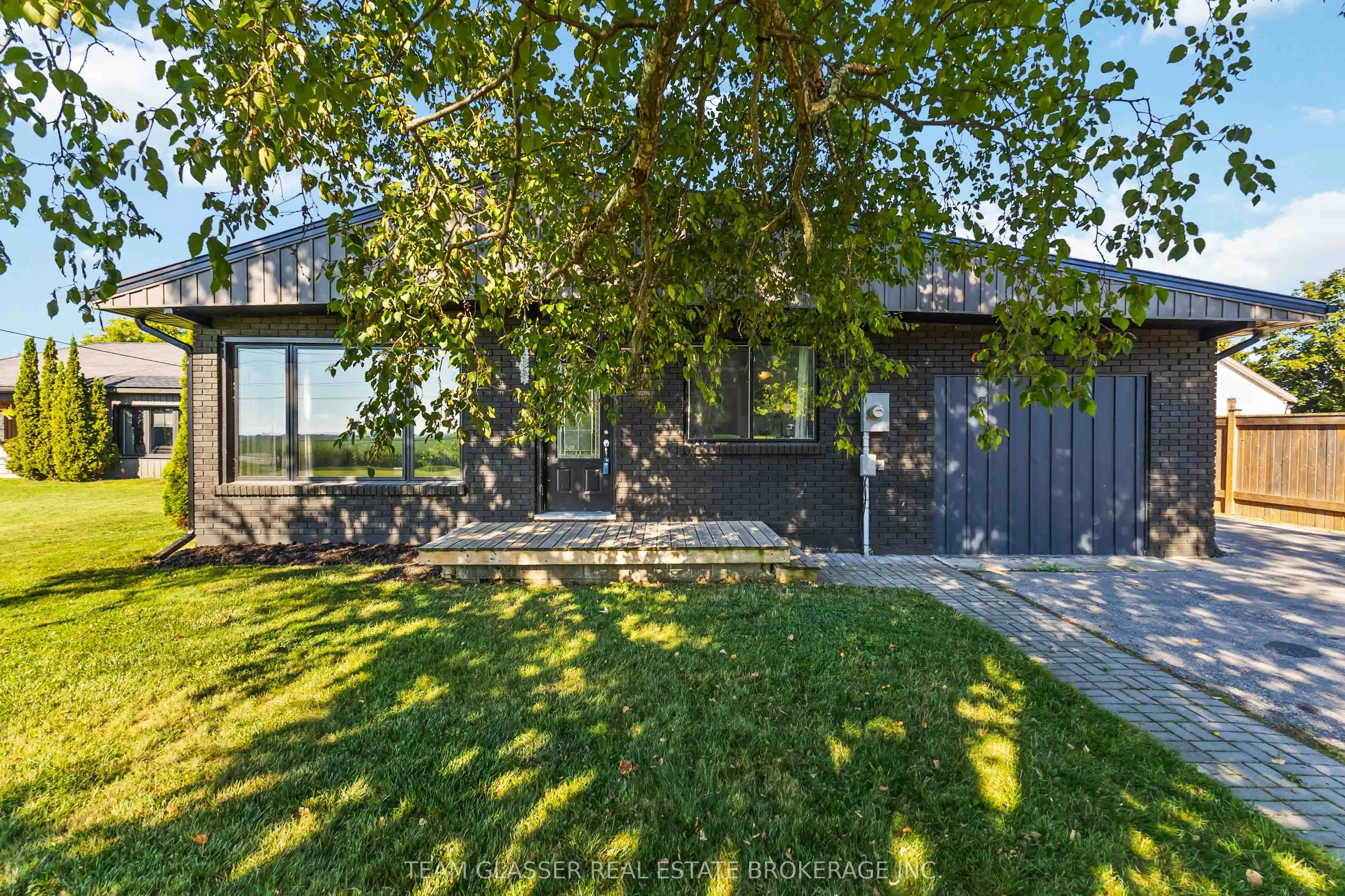 11241 IMPERIAL Road, ON N5H 2R3