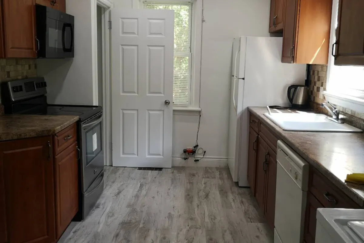 20 Ainslie Avenue, ON L8S 2J3