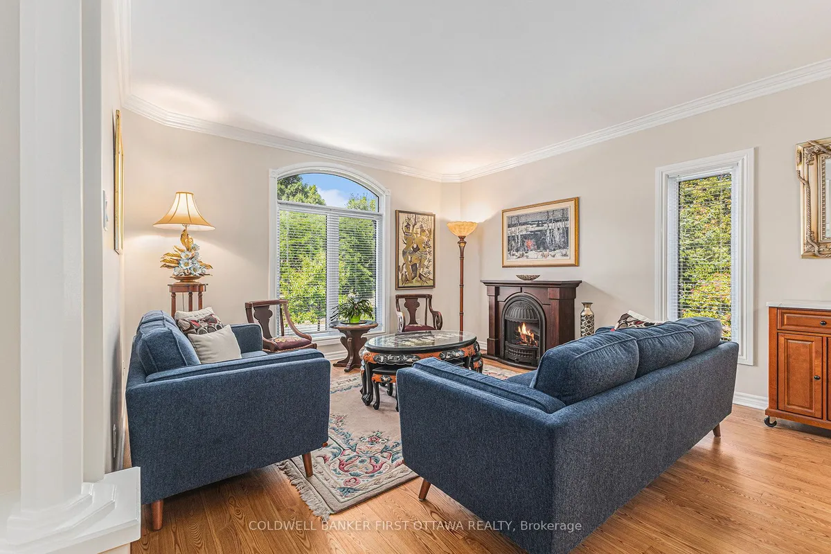 475 MOFFATT Street, ON K7C 4V8