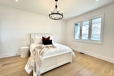 6 Pond Street, ON K0L 1Y0