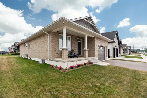 451 Woodridge Drive, ON N7A 0C7