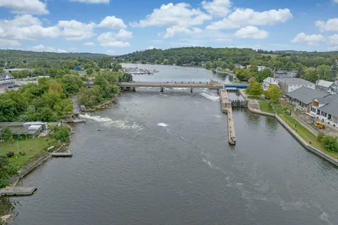 3 Pond Street, ON K0L 1Y0