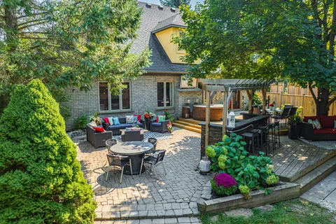 18 Palomino Drive, ON L0R 1H3