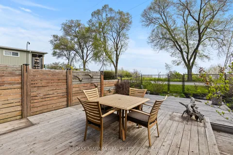 1069 Beach Boulevard, ON L8H 6Z9