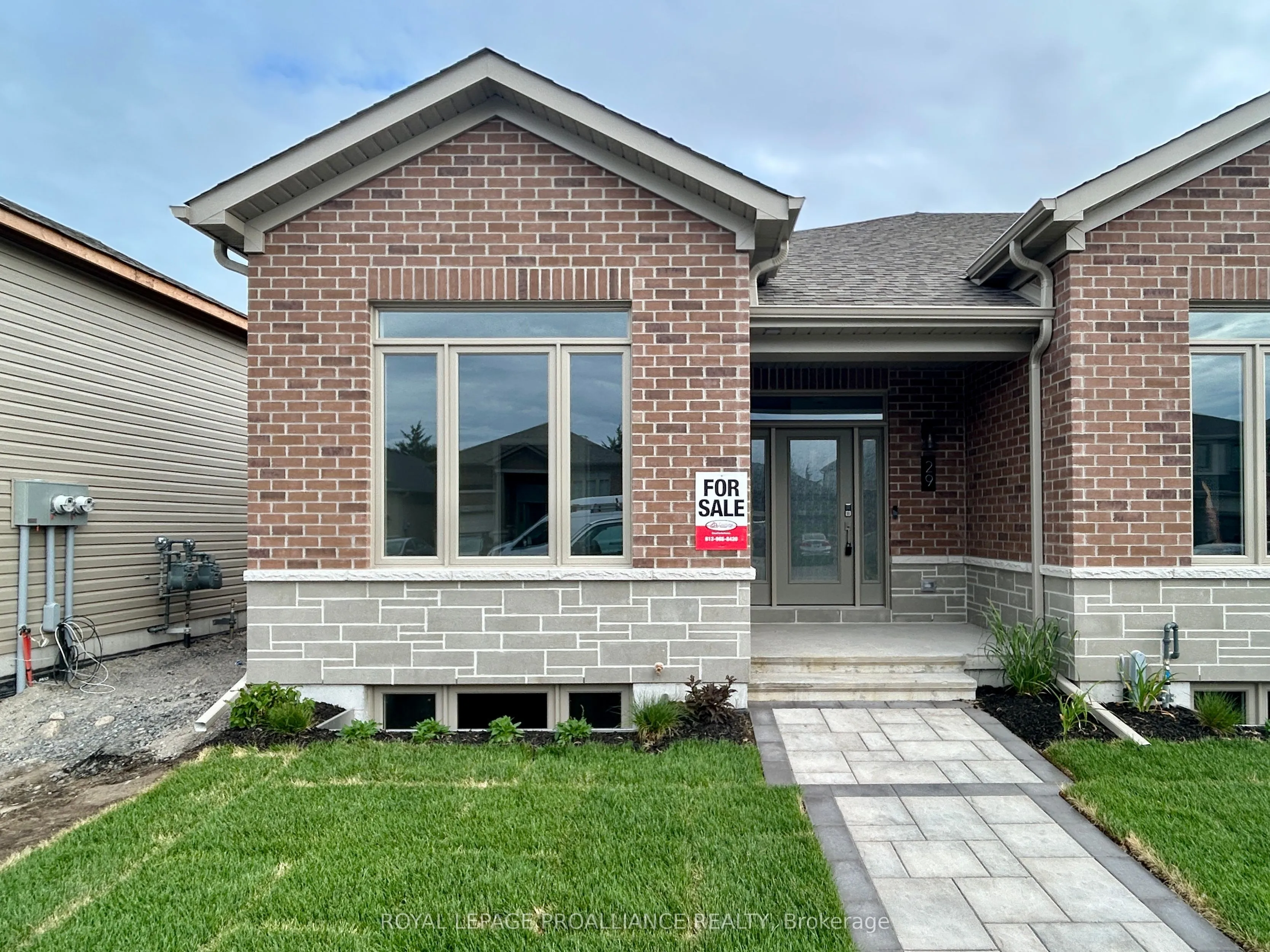 29 Athabaska Drive, ON K8N 0T1