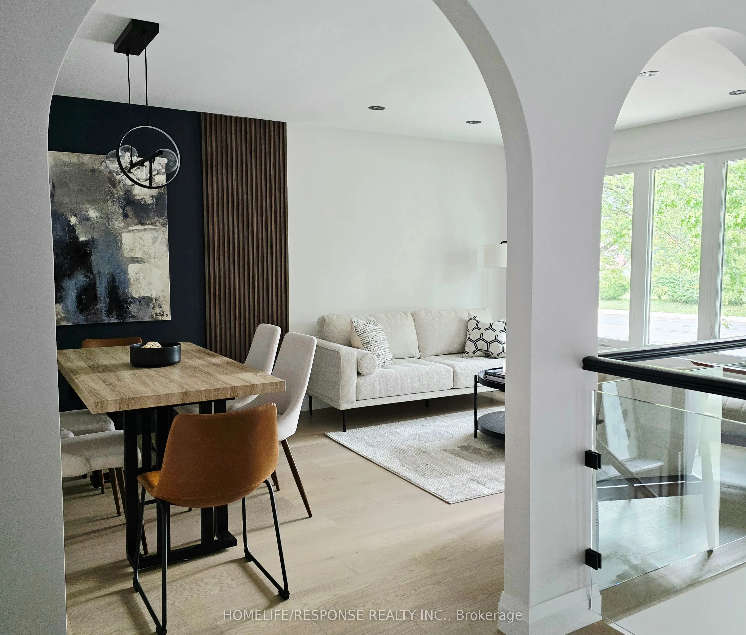 776 GARTH Street, ON L9C 4K4