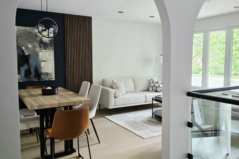 776 GARTH Street, ON L9C 4K4