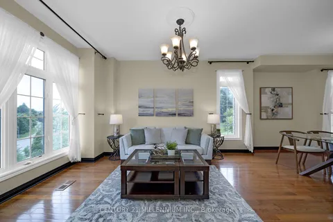 15 Upper Canada Drive, ON N0B 1Z0