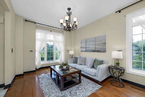 15 Upper Canada Drive, ON N0B 1Z0