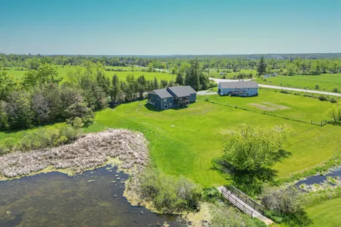 33 Coshs Road, ON K0M 1A0