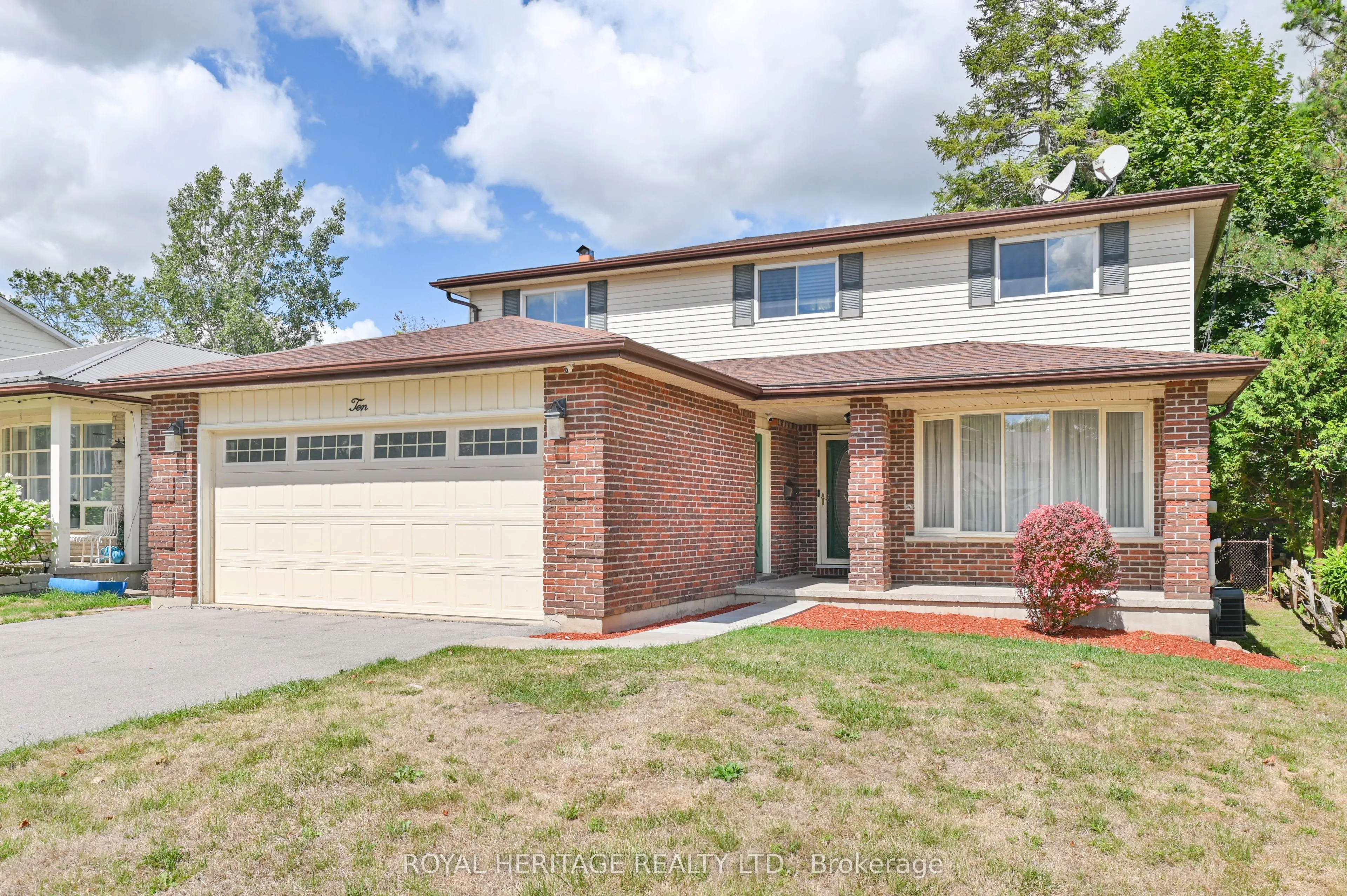 10 Briarwood Crescent, ON K8N 5J7