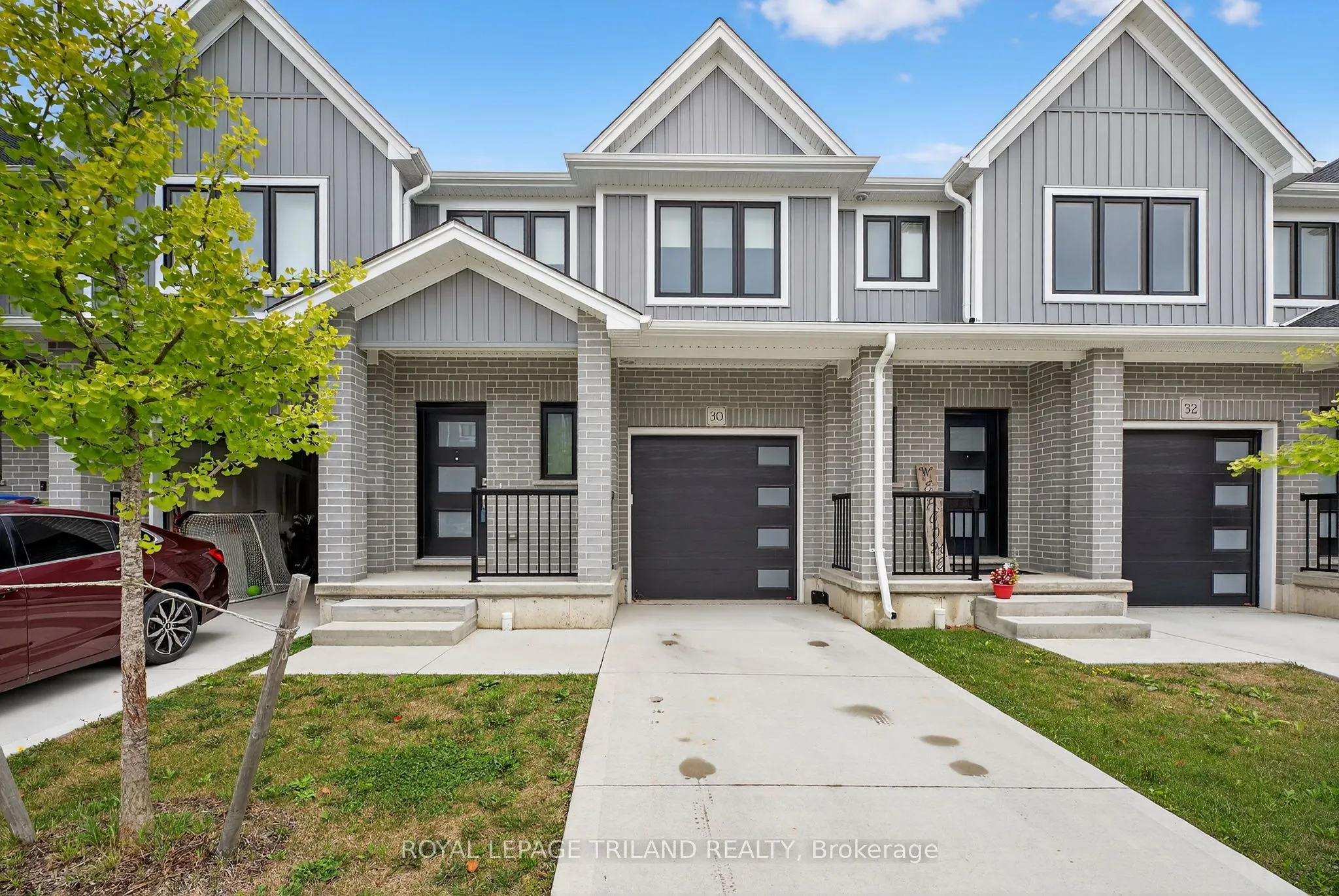 17 Nicholson Street, ON N0M 2J0