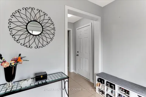 30 Scarletwood Street, ON L8J 0K8