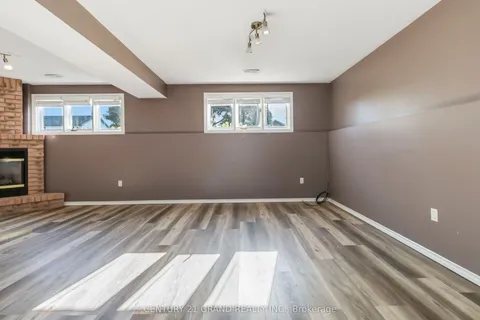 5 Cork Crescent, ON N3V 1E3