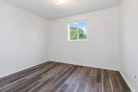 5 Cork Crescent, ON N3V 1E3