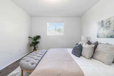 5 Cork Crescent, ON N3V 1E3