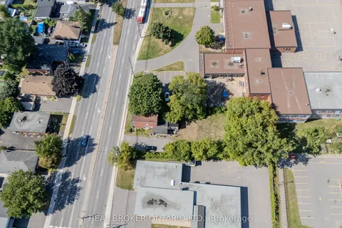 713 St Laurent Boulevard, ON K1K 3A6