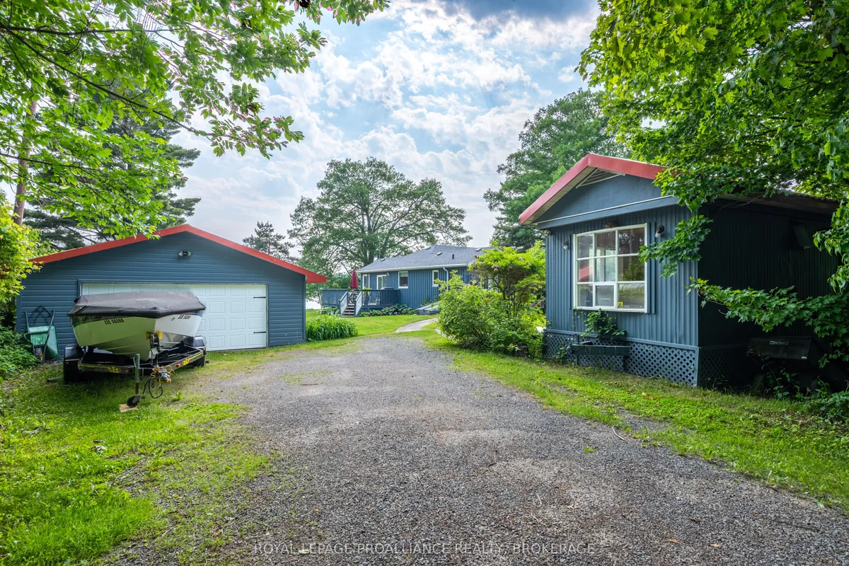 4788 Leo Lake Road, ON K0K 2N0