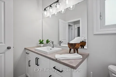 3 Coulthard Street, ON N4G 0J3