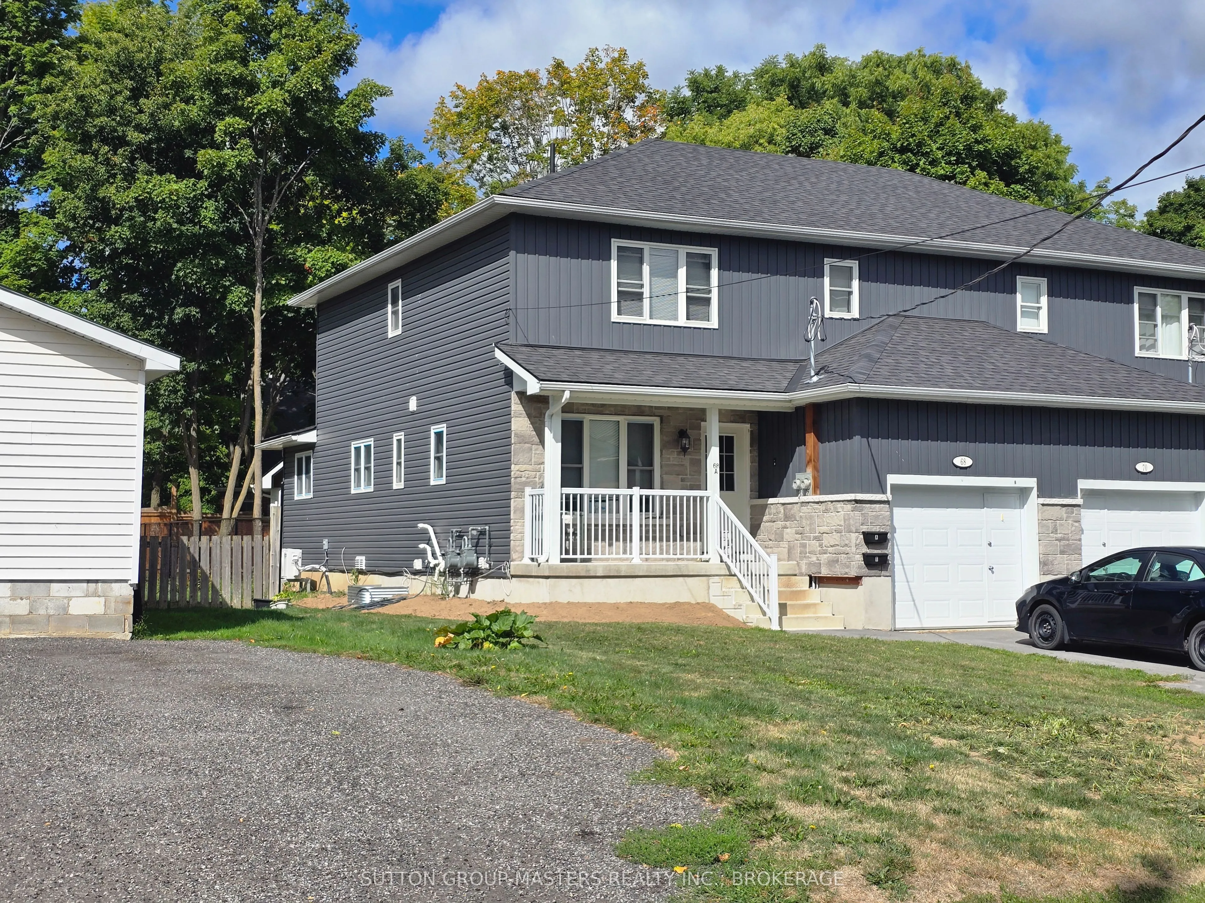 68 Hickory Street, ON K7G 2P5