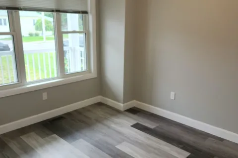 68 Hickory Street, ON K7G 2P5