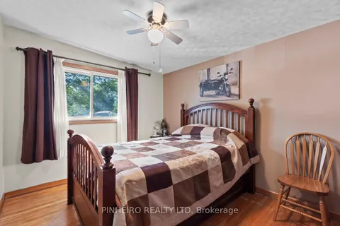 6 Oregon Road, ON N5Z 4B9