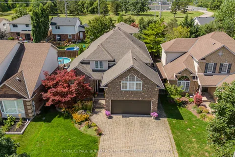 56 Farris Avenue, ON L2S 3W6