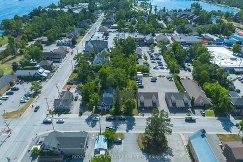 84 Bolton and William Street, ON K0M 1A0