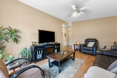 25 Sunset Lane, ON K7V 0A5