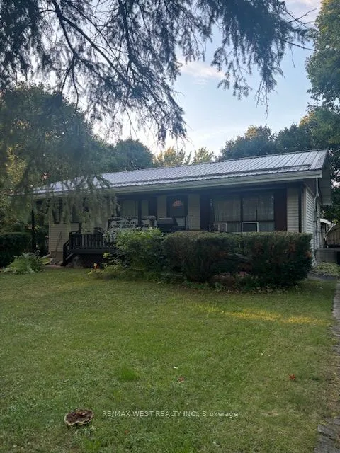 38 John Street, ON N0H 2N0