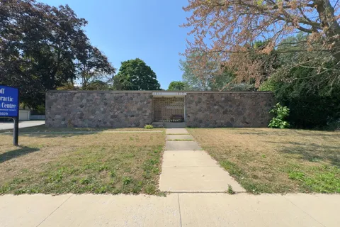 4207/4213 Drummond Road, ON L2E 6C2