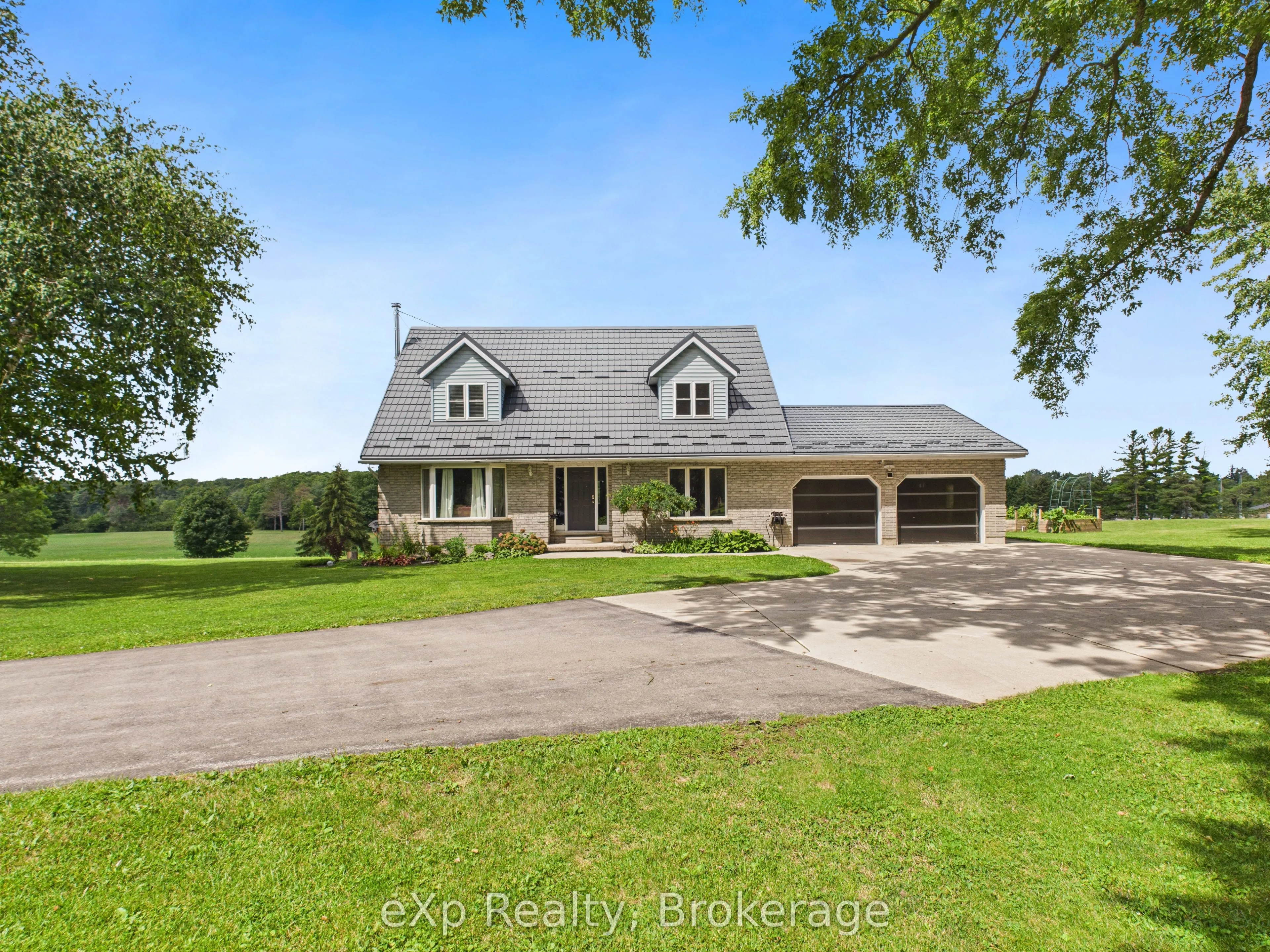 953 Greenock-Brant Line, ON N0G 1J0