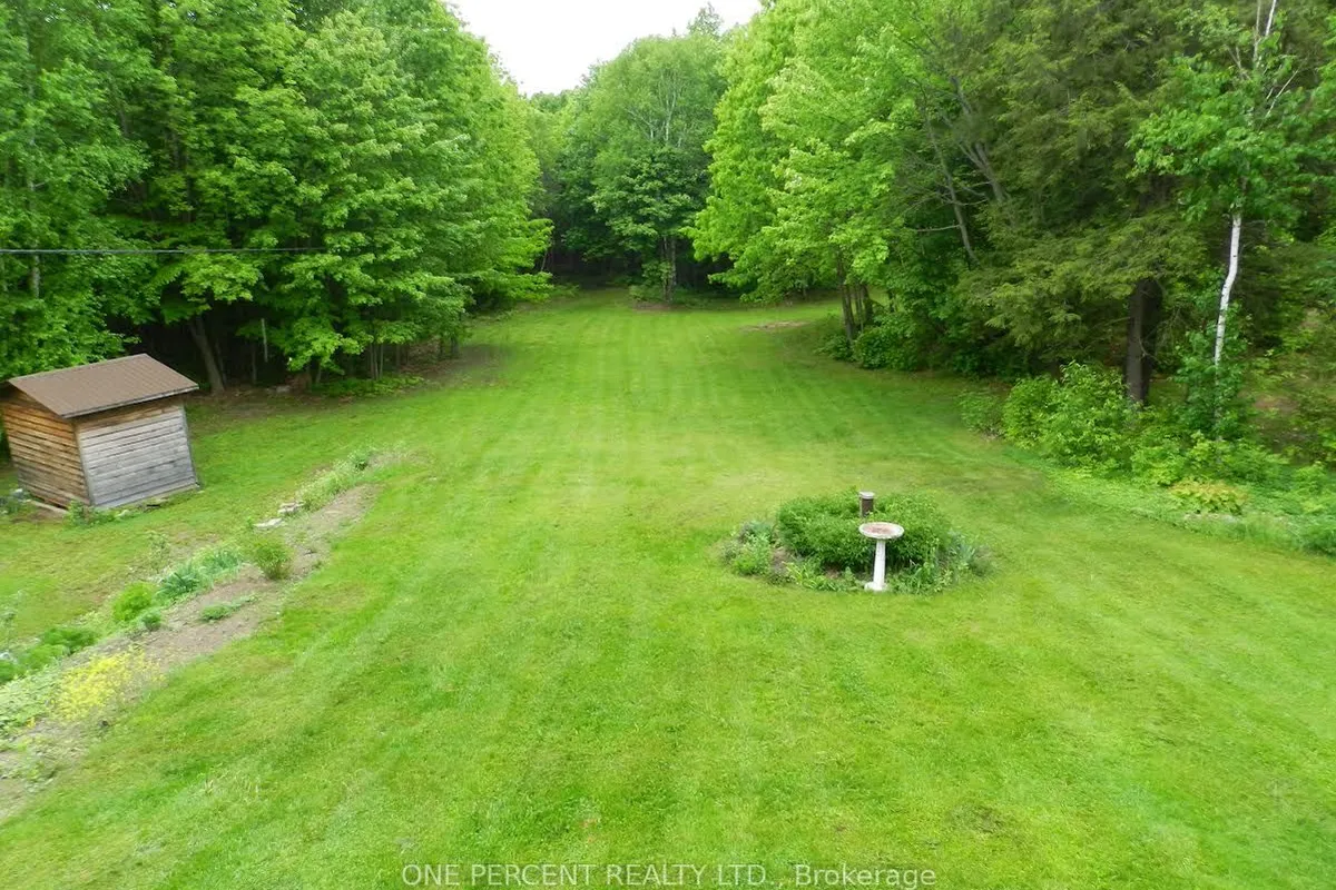 2831 Hwy 141 Highway, ON P0B 1M0