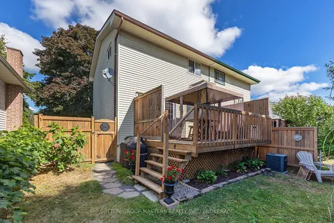 759 Somerset Crescent, ON K7P 1G3