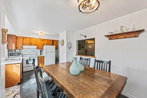 759 Somerset Crescent, ON K7P 1G3