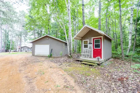 1258 Kamaniskeg Lake Road, ON K0J 1L0