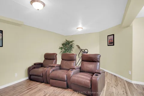 22 Halkirk Avenue, ON K2V 1B5