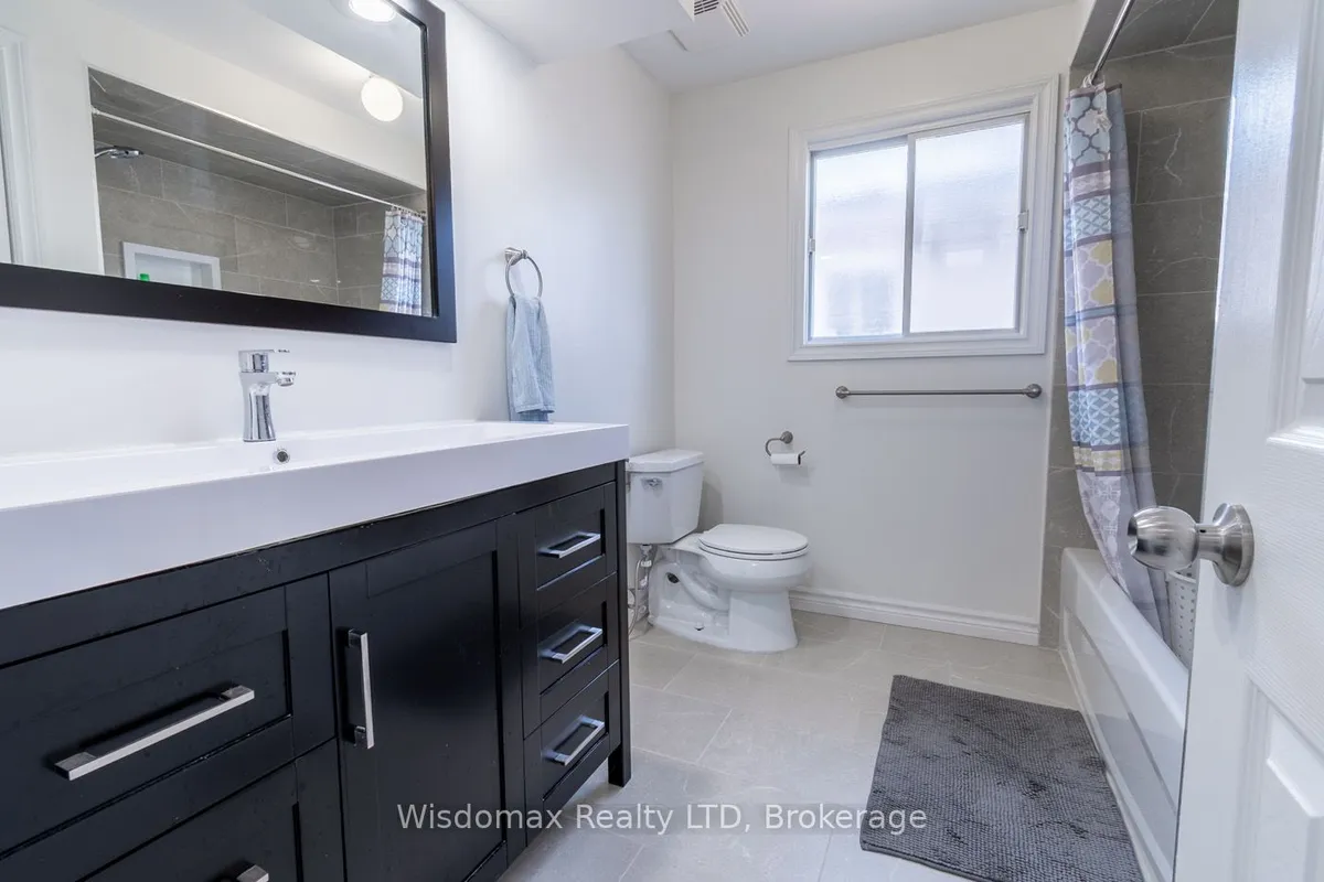 15 CAPRI Street, ON L2V 4W7