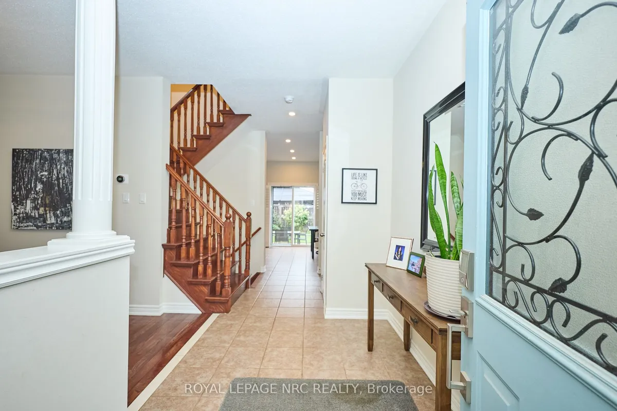 27 Goldeye Drive, ON L8E 6C2